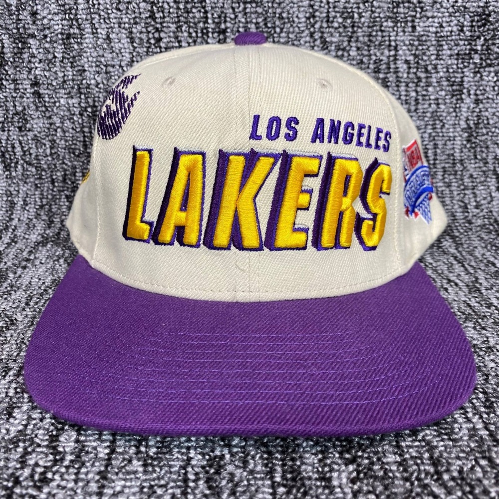 VTG Mitchell Ness Los Angeles Lakers 1996 NBA Draft Snapback Hat Cream Cap